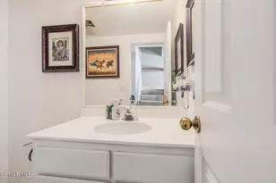 5782 Oak Bank Trail, Oak Park, CA 91377 - Photo 12