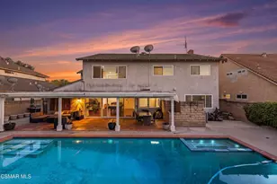 2371 Larch St, Simi Valley, CA 93065 - Photo 2