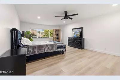 2371 Larch Street, Simi Valley, CA 93065 - Photo 24