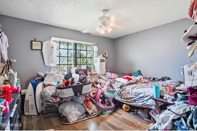 13676 Shablow Avenue, Sylmar, CA 91342 - Photo 18