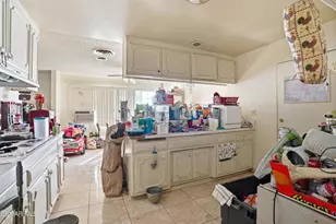 13676 Shablow Ave, Sylmar, CA 91342 - Photo 10