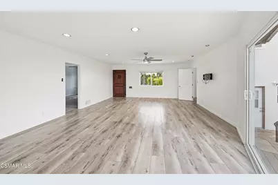 5076 Escobedo Drive, Woodland Hills, CA 91364 - Photo 8