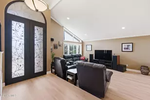 18525 Entrada Ct, Porter Ranch, CA 91326 - Photo 6