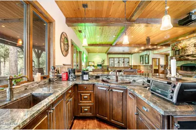 32310 Hummingbird Court, Running Springs, CA 92382 - Photo 42