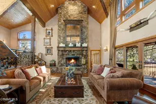 32310 Hummingbird Ct, Running Springs, CA 92382 - Photo 12