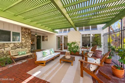 23122 Gainford Street, Woodland Hills, CA 91364 - Photo 8