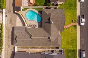 411 Eastwood Dr, Oxnard, CA 93030 - Photo 4