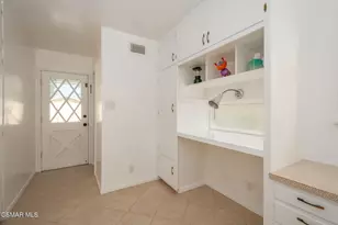 411 Eastwood Dr, Oxnard, CA 93030 - Photo 32