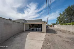 411 Eastwood Dr, Oxnard, CA 93030 - Photo 46