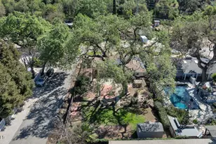 685 Paige Ln, Thousand Oaks, CA 91360 - Photo 34