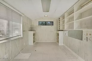 685 Paige Ln, Thousand Oaks, CA 91360 - Photo 28
