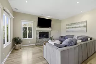 3683 Mapleknoll Pl, Thousand Oaks, CA 91362 - Photo 18