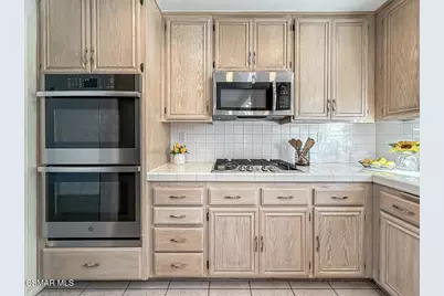 5118 Churchwood Drive, Oak Park, CA 91377 - Photo 8