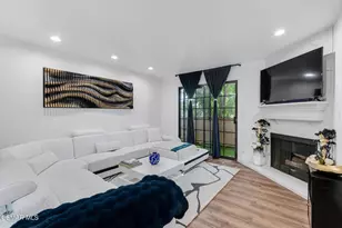 10220 De Soto Ave, Chatsworth, CA 91311 - Photo 4