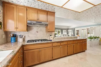 12120 London Grove Court, Moorpark, CA 93021 - Photo 14