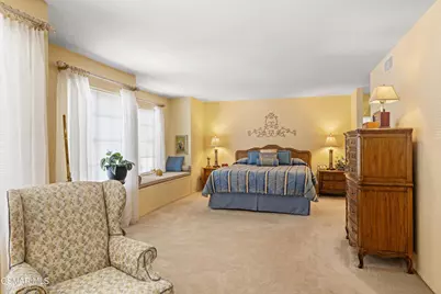 12120 London Grove Court, Moorpark, CA 93021 - Photo 22