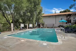 124 Merry Oak Ln, Westlake Village, CA 91361 - Photo 30