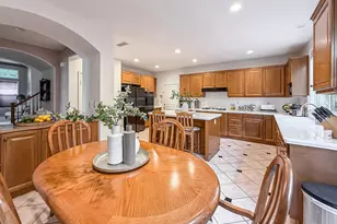 290 Culview Ct, Simi Valley, CA 93065 - Photo 12
