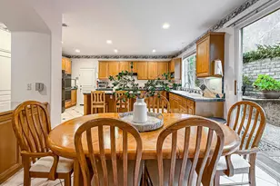 290 Culview Ct, Simi Valley, CA 93065 - Photo 16