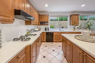290 Culview Ct, Simi Valley, CA 93065 - Photo 10