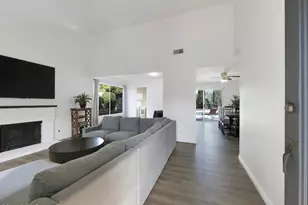 2202 Aspenpark Ct, Thousand Oaks, CA 91362 - Photo 8