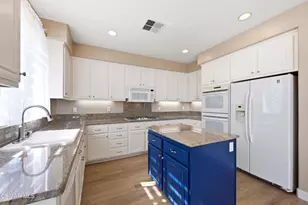 4884 Borders St, Simi Valley, CA 93063 - Photo 14