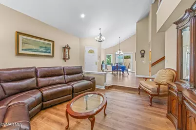 2229 Oak Haven Avenue, Simi Valley, CA 93063 - Photo 2