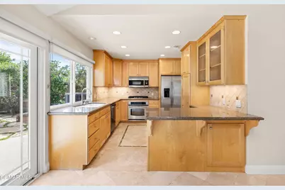 2236 Emmett Avenue, Simi Valley, CA 93063 - Photo 8