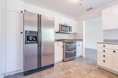 2344 Hampton Avenue, Simi Valley, CA 93063 - Photo 2