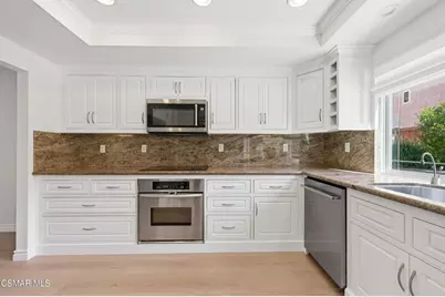 3374 Larkhaven Court, Thousand Oaks, CA 91360 - Photo 8