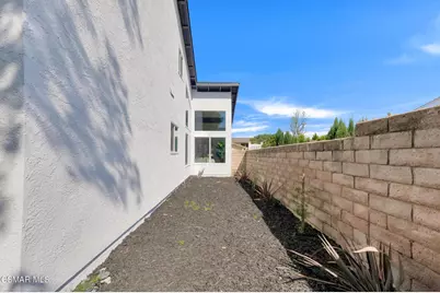 816 Pamela Wood Street, Newbury Park, CA 91320 - Photo 40