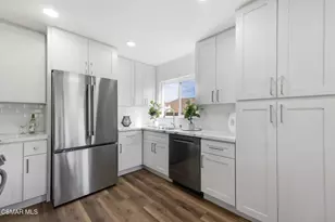 816 Pamela Wood St, Newbury Park, CA 91320 - Photo 18