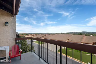 845 Warwick Avenue, Thousand Oaks, CA 91360 - Photo 2