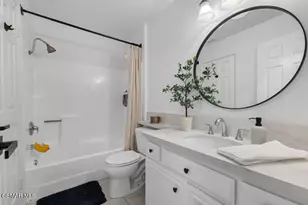 845 Warwick Ave, Thousand Oaks, CA 91360 - Photo 14