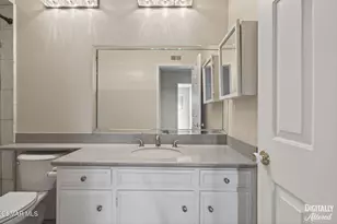 250 W Avenida De Las Flores, Thousand Oaks, CA 91360 - Photo 20