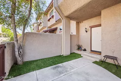 2445 Chandler Avenue #4, Simi Valley, CA 93065 - Photo 2