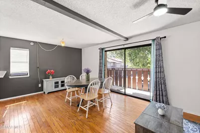 2445 Chandler Avenue #4, Simi Valley, CA 93065 - Photo 8