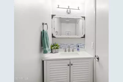 2445 Chandler Avenue #4, Simi Valley, CA 93065 - Photo 6