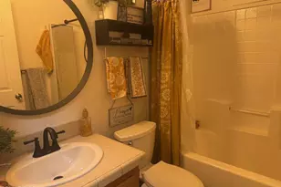 25 Katy Ln, Mission Hills (San Fernando), CA 91345 - Photo 18