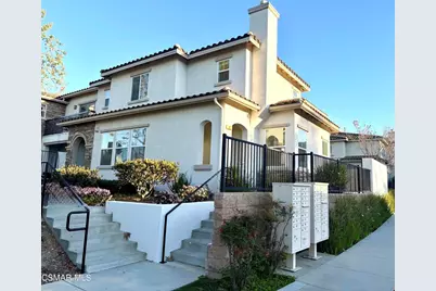 62 Secret Hollow Lane #77, Newbury Park, CA 91320 - Photo 2