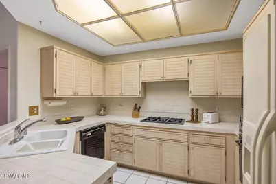 5614 Roundtree Place, Westlake Village, CA 91362 - Photo 22