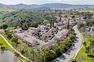 271 Fieldstone Way, Simi Valley, CA 93065 - Photo 2