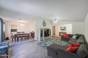 2517 E Phyllis St, Simi Valley, CA 93065 - Photo 4