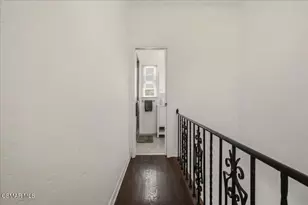 1219 Dunsmuir Ave, Los Angeles, CA 90019 - Photo 38