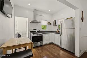 1219 Dunsmuir Ave, Los Angeles, CA 90019 - Photo 30