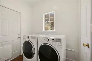 1219 Dunsmuir Ave, Los Angeles, CA 90019 - Photo 34