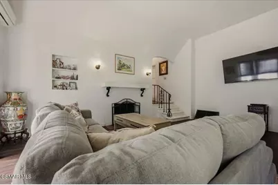 1219 Dunsmuir Avenue, Los Angeles, CA 90019 - Photo 8