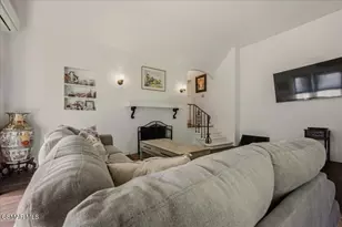 1219 Dunsmuir Ave, Los Angeles, CA 90019 - Photo 8