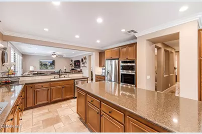 13737 Elkton Court, Moorpark, CA 93021 - Photo 16