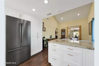 5696 Meadow Vista Way, Agoura Hills, CA 91301 - Photo 10